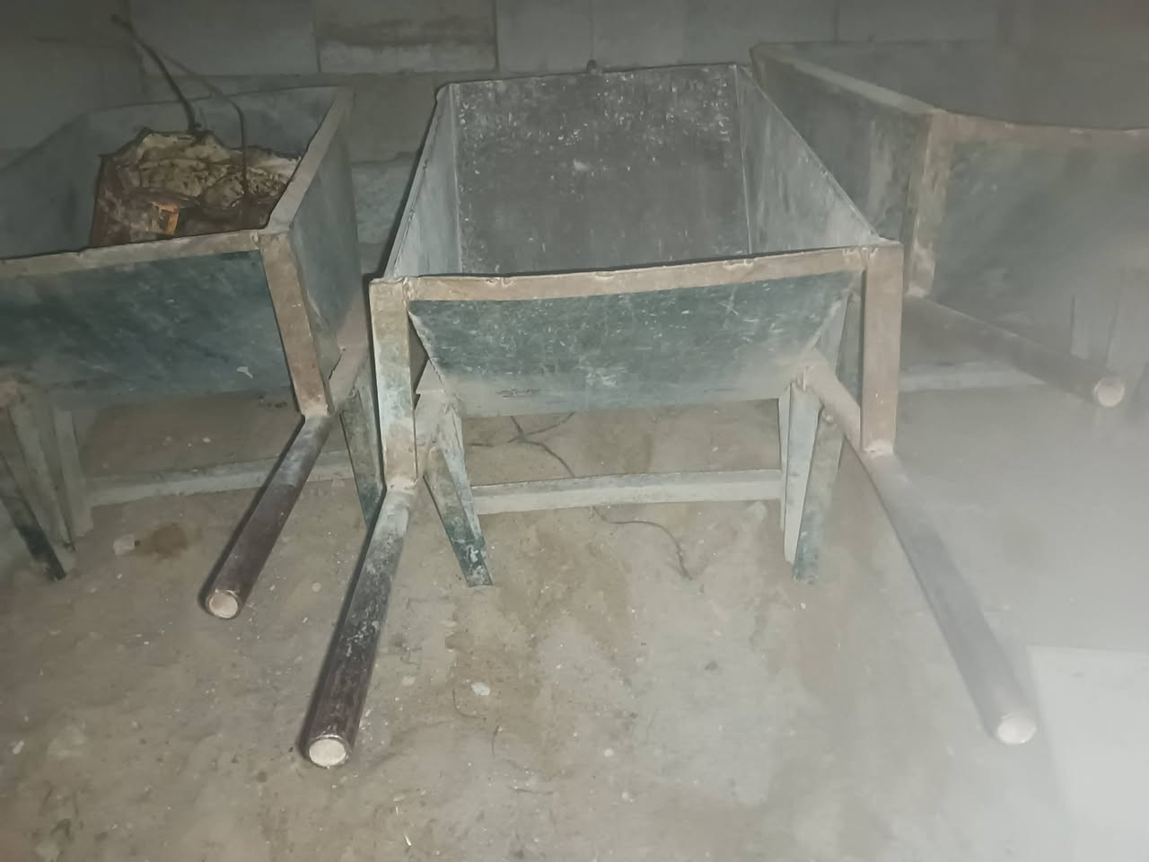 ونج البيع جديد 3عرباين شغل رعد النجفي  مكان النجف ***********
