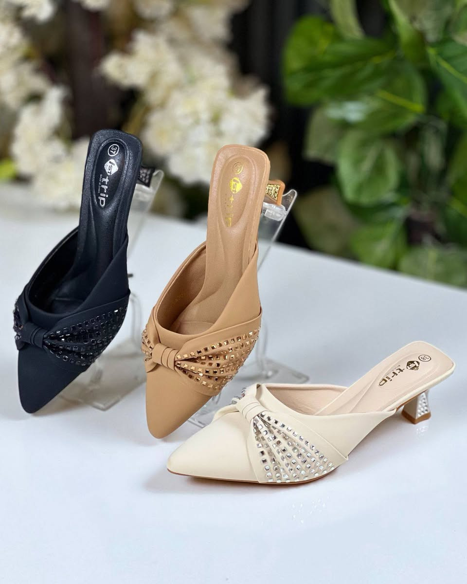 هيلز يجنن ..نازك♥️ كعب 5 سنتم..♥️ 

 السعر 14 الف 🔥 

القياسات 37.38.39.40.41

‏‎❇️ متوفرة خدمة توصيل 🚕 لجميع المحافظات ❇️

للحجز والاستفسار 
على خاص


**إذا كنت صاحب هذا الإعلان وتريد حذفه لأي سبب، رجاءا أرسل رسالة إلى الدعم الفني**