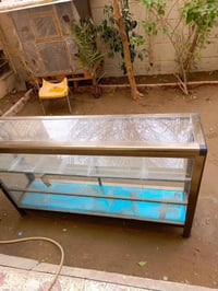 ميز الأمنيوم متر ونص قواطعة جام سعره 50 وبيه مجال 07801161882