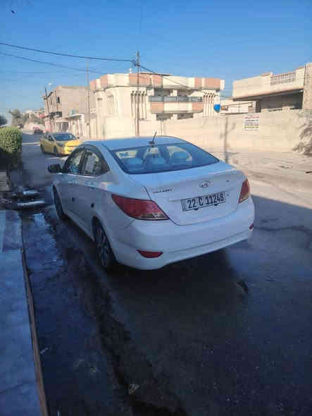 سلام عليكم
اكسنت 2017 وارد امريكي للبيع
سياره كلش نضيفه مال بيت
بدون صبغ
رقم اربيل جديد
سياره جاهزه ما ينقصها برغي
للاستفسار 
***********
