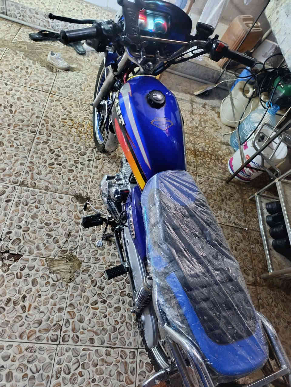 بارت 🏍200 مرش سلف كامل كهربا شغال
مكنتو كبس منفيس اصلي 
عنوان اربيل. سعرو 495 الف بي حق جيه فقط
*********** وتساب موجد ✅

❤🤍سعرو 495الف
