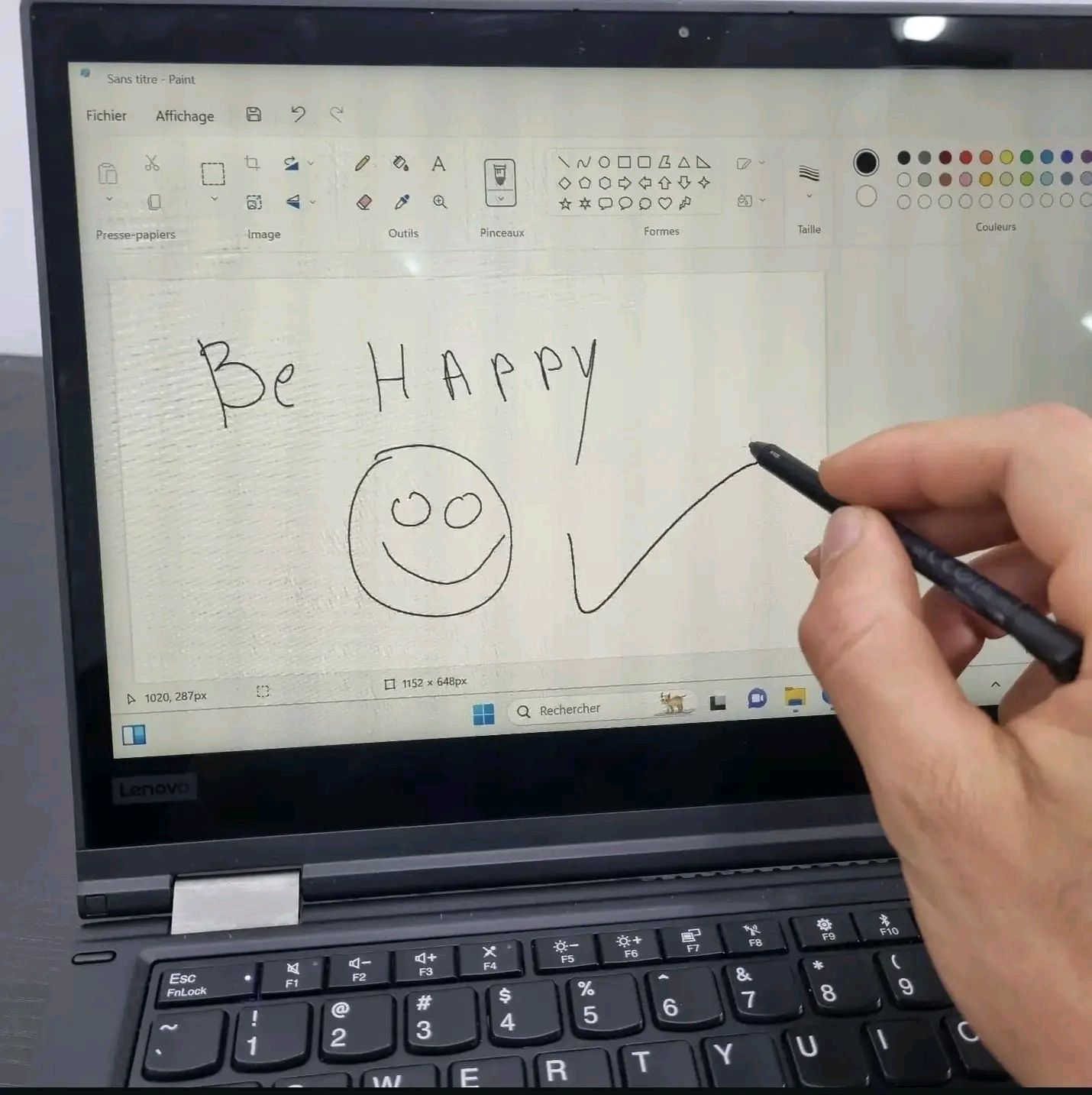 لابتوب Lenovo yoga x390 لمس قلاب 
المعالج core i5 الجيل الثامن
رام 8 كيكا DDR4
الهارد 256 كيكا SSD
كرت الشاشه Intel Uhd 630 حجم 4 كيكا
الشاشه حجم 13.5 انج ضد التوهج دقة fhd 1920x1080 نوع ips لمس قلاب 360 درجة مع القلم الاصلي للجهاز 
باتري ليثيوم 6 خلايا  شحن سريع 65 واط والباطرية ممتازة وشاحن تايب سي 
كامره دقة hd تحتوي قفل فتح وغلق الكامرة 
بصمة اصبع نضام حماية 
 منفذ تايب سي و رام  وhdmi وباقي المنافذ   الحاسبه كلش نضيفه وحلوه
السعر 350 الف النجف, العراق


**إذا كنت صاحب هذا الإعلان وتريد حذفه لأي سبب، رجاءا أرسل رسالة إلى الدعم الفني**