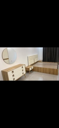 للبيع غرفة نوم من هوم سنتر اشتريناها بمليون و ٩٠٠ كلش جديدة ما مستخدمة...