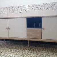 ميز للبيع سعر 40 بغداد الحريه 07711591296