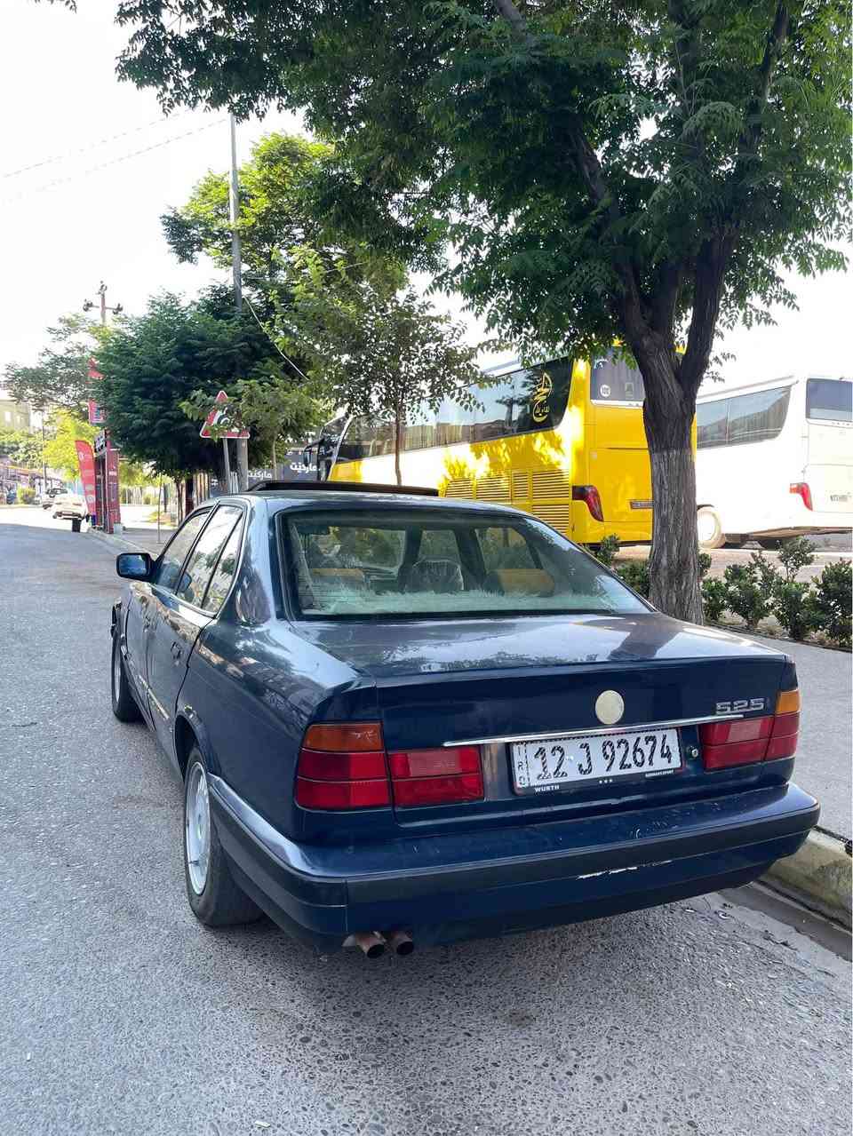 بي ام موديل 1990
مكينه 525 فل 
كير اوتو
سياره بدون صبح اكرر بدون صبخ
بدون دعم بيهه طخه بصيطه بل باب السايف
4 جامات اوتو
سلايت  فتحه بل سقف
سيارا بلاديه  ايد وحده من 2007
مستجل عل بيع 
سياره رقم سنوي جدد بسمي تحويل وكاله ثاني يوم
السعر 40 ورقه بيهه مجال للشراي 
*********** كورك +واتس اب موجود دهوك, العراق
