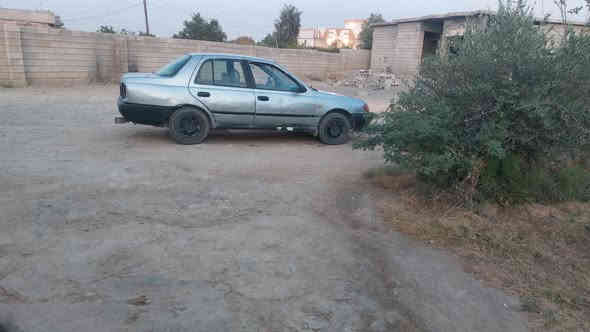 السلام عليكم نيسان صني فحص صلاح الدين ماندل صاحبة ابيع هيج كفالة فقط كير ومحرك شرط محرك حجم 16المرغوب صدر جديد كهربائيات كلهة شغالة كشر وقرفة نضيف سيارة ماتريد بس ستر الله السعر ١٥ ورقة وبيها مجال مكان السيارة العلم قريت الربيضة *********** مراوس اذا بيكم اراوس
