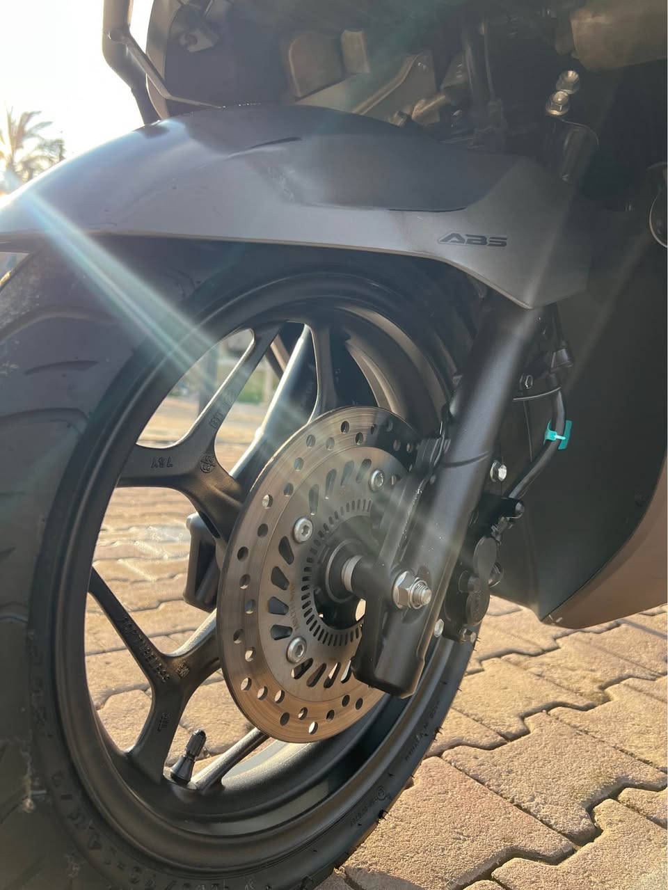 بسكس جيل رابع ياباني ياباني ماشيه ٢٢فول دبل بصمه دبل سوج كفاله حته بلاير شركه بيه جنطه بلادين يدات تفءه ما بيه اي زلغ وله شي مفتوح بيه ناعمه حيل سعر ٢٥ ورقه *********** بغداد, العراق
