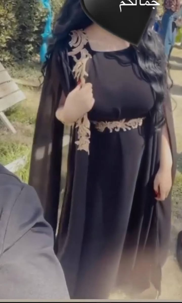 هذا قفطان قياس ب ال٥٠  والطول يلبس أكثر من ١٧٠ خيطته عد المصممه شروق عبد المحسن ب٩٥ ملبوس مره وحده ساعات وابيعه ب٦٠ الف


**إذا كنت صاحب هذا الإعلان وتريد حذفه لأي سبب، رجاءا أرسل رسالة إلى الدعم الفني**