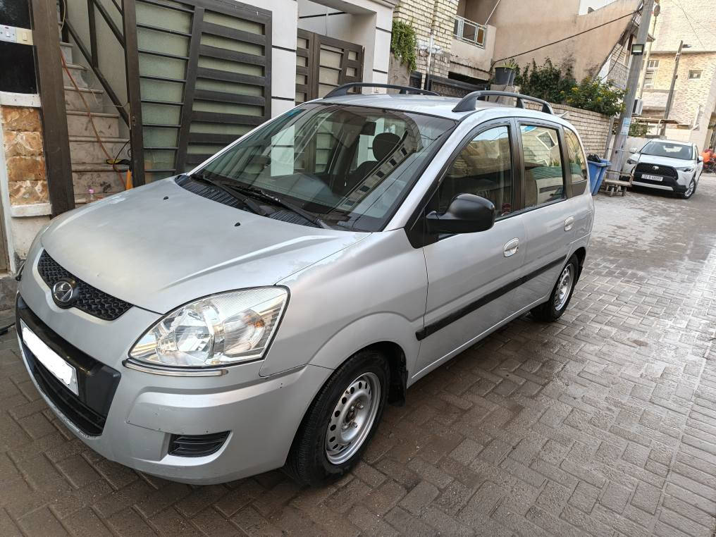 هيونداي ماتركس محرك ١٦٠٠ موديل ٢٠١١ لون سلفر رقم بغداد سنوية ٢٠٢٩ بسمي تحويل ثاني يوم... جارد الكلير بعض الأماكن صبغ دعاميات.لاضربة ولا تبديل بارد قليل بالباب الخلفي ..تخم تاير جديد صيانة دورية كاملة مكان السيارة بغداد الحرية. للتواصل رقمي *********** بي واتساب بغداد, العراق
