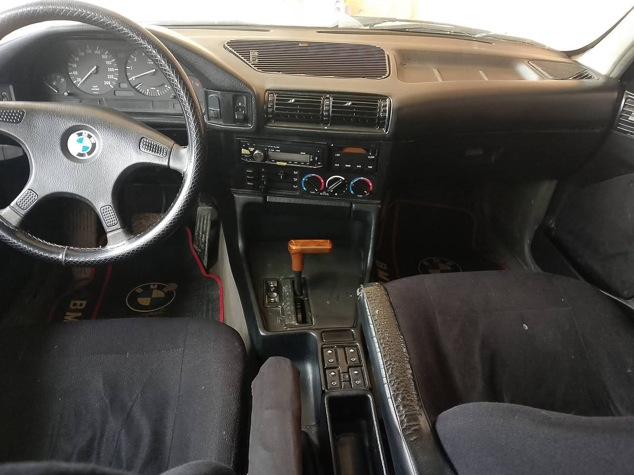 السلام عليكم ورحمة الله 
سياره بيئم 525 للبيع موديل 1990

رقم صلاح الدين انكليزي 

صاحبه من گيارة

مصبوغ عام جماليه

 محرك وگير شرط

محرك فل المرغوب

السعر 55وبيه مجال 

السياره خير من الله ولحد يكسر بالسعر موشراي لاتتصل

رقم ***********
