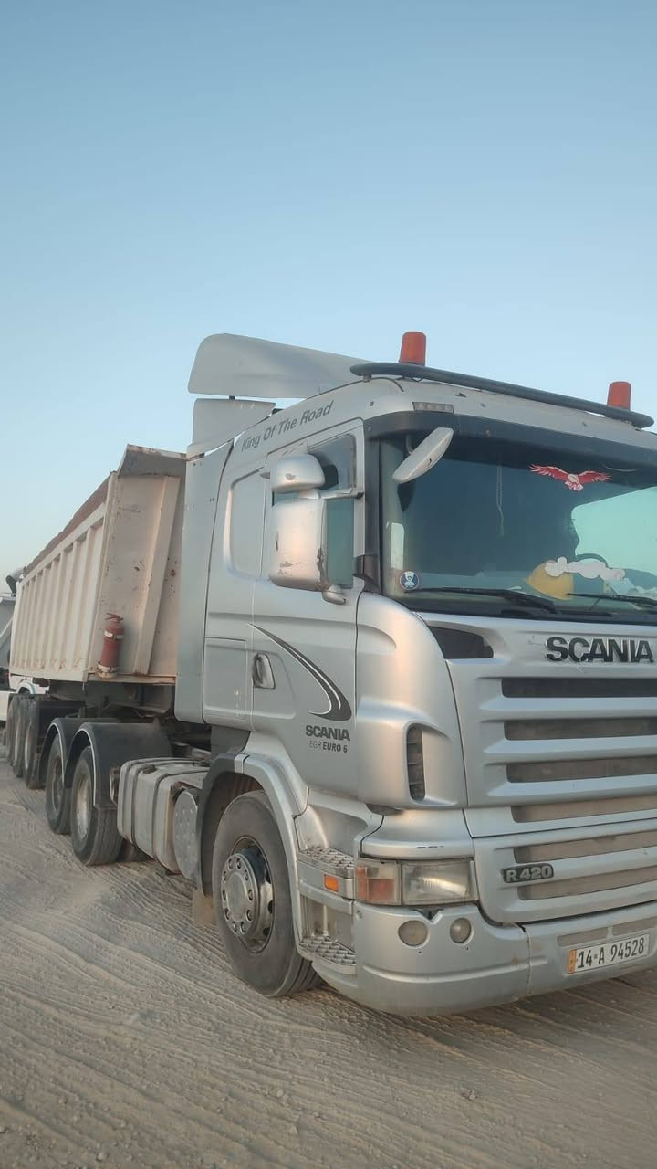 إسلام عليكم سكانيه للبيع رأس وعربانه موديل 2008 عربانه جوليكه  محرك 6 كير كهربائي رقم بصره سياره معلايه مجموعة ورده سعر رأس وعربانه 425 بس رأس 325 وبيهه مجال لاستفسار *********** العنوان البصره قضاء الدير
