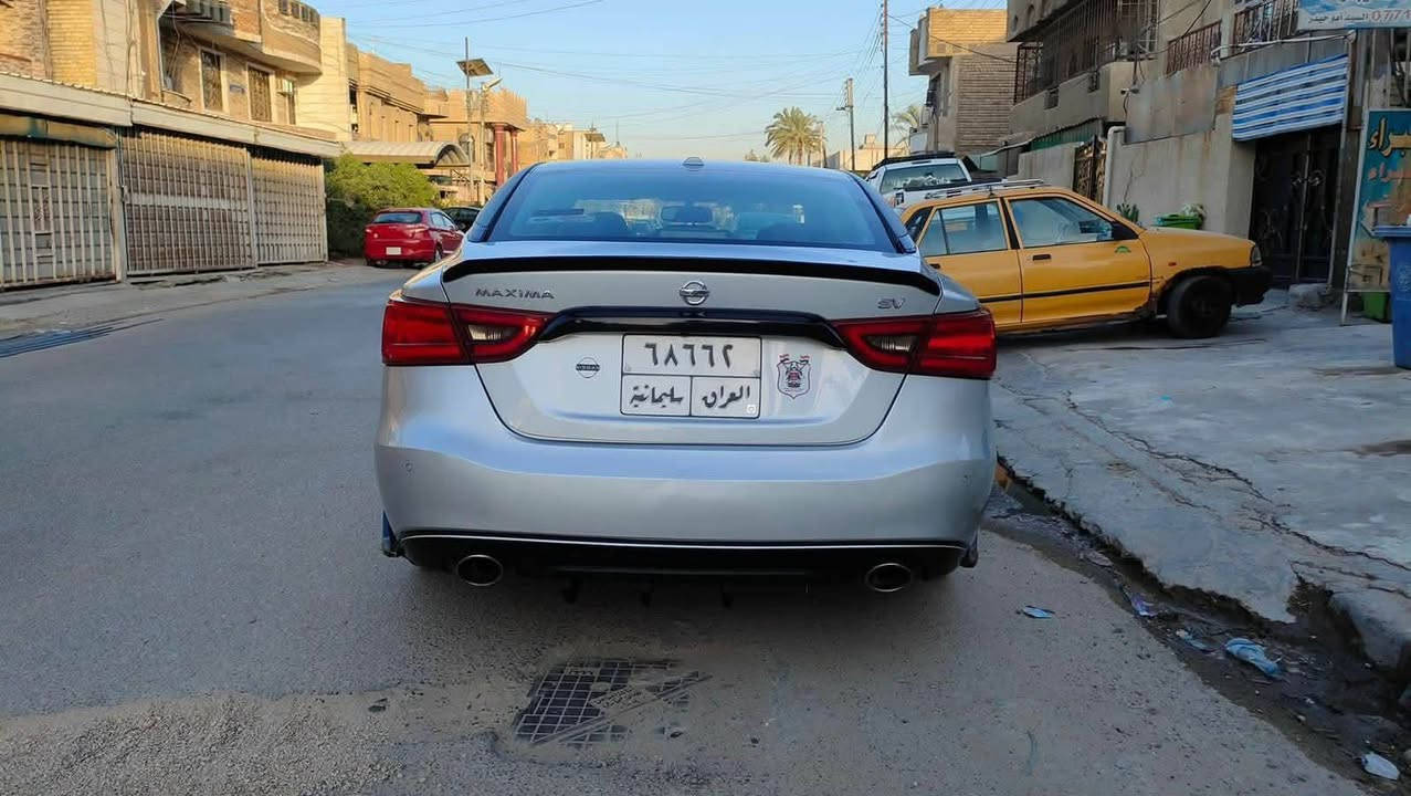 نيسان مكزيما فول مواصفات عده الفتحه بصمه موديل 2017حداديه كير محرك جديد  حادثه ع البارد مرجعي رقم سليمانيه متوازي علبيع حيل السعر السابق 125الحاله بسبب الضروف الصحيه للوالد السياره نزلت السعر 108مكان السياره حله  رقم الموبايل ***********
