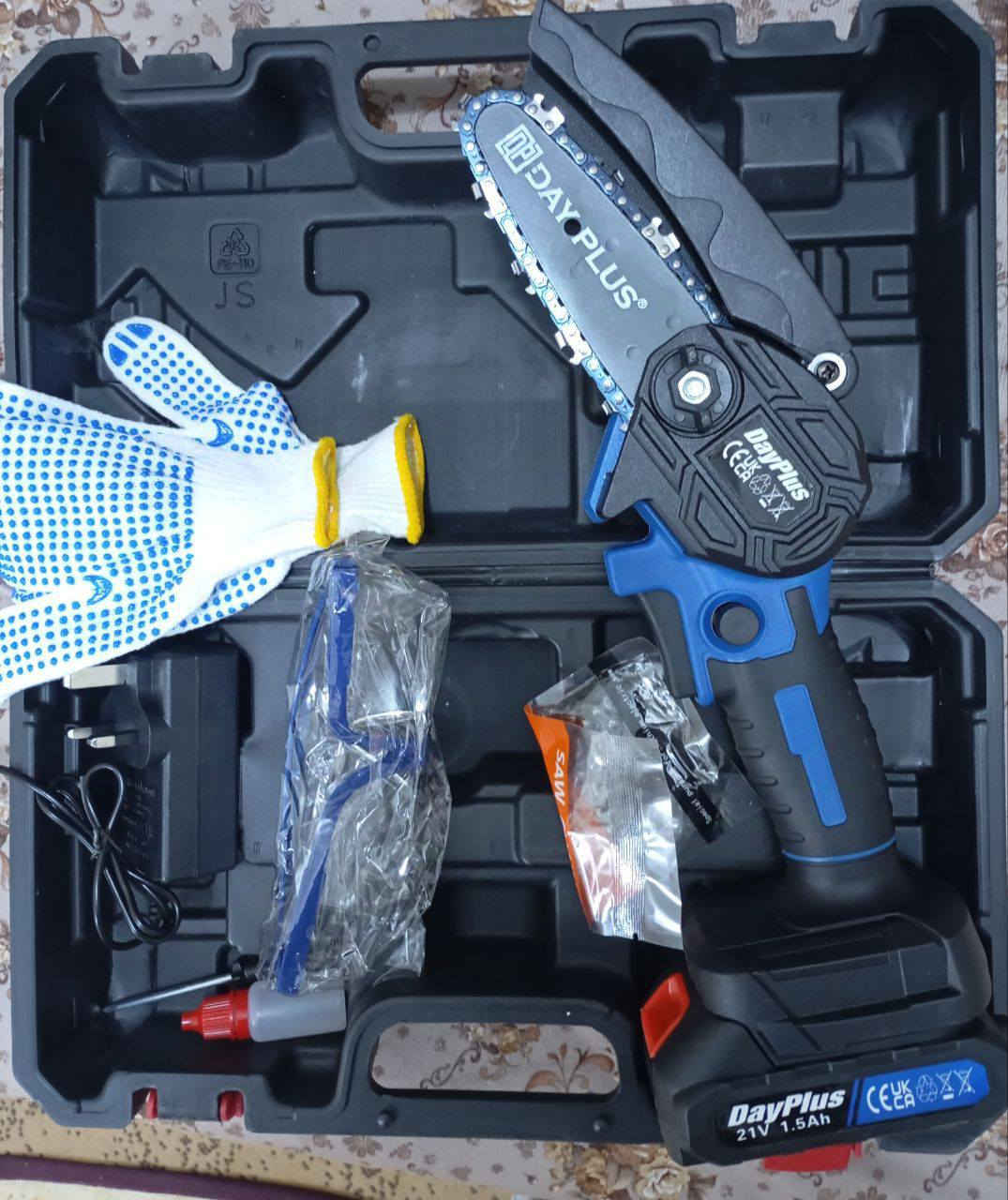 منشار شحن جديد 
السعر ٢٥ الف


**إذا كنت صاحب هذا الإعلان وتريد حذفه لأي سبب، رجاءا أرسل رسالة إلى الدعم الفني**