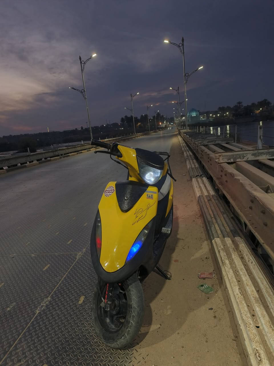 السلام عليكم دراجه ماكس ياباني دراجه كلش حلوة محرك بلاد عل فحص مزود فچ كرزي قبق عنابار قطرة رياضي شيال رياضي لايت لد عدسه كامله مكمله وبيها هواي شغلات بعد ***********
