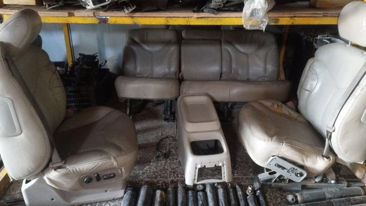 السلام عليكم متوفر قطع غيار بنواعها كل ما يخص تاهو جمسي
يوكن سوبر بان العنوان  طريق حله بغداد القديم بل مشروع مقابيل معمل العلف الرقم *********** متوفر واتساب
