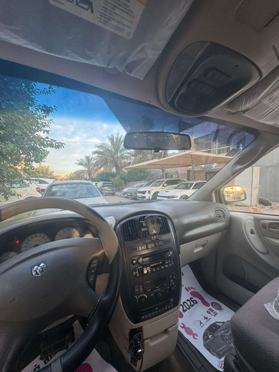 دوج كرفان SXT موديل 2007 فول مواصفات 

(السيارة بأسمي تحويل ثاني يوم )

محرك3800 
 
أبواب كهرباء+ جنطة كهرباء 

3 قطع تبريد 

مرايا كهربائية

حساس خلفي

تايرات جديدة

بطارية جديدة

السياره كلين 

جام خلفي كهرباء 

كراسي كهرباء
السعر :- $88 مكاني بغداد / حي العدل 
***********

السيارة نظيفة وجاهزة للاستخدام، والمعاينة خير برهان.

للاستفسار والمراسلة على الخاص.
