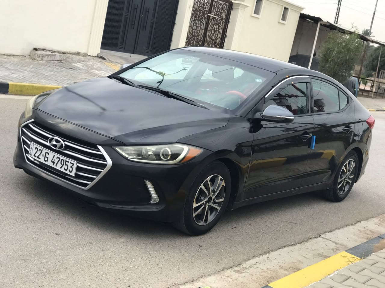 للبيع
النترا موديل ٢٠١٧ وارد امريكي محرك ٢٠٠٠ دوش رقم اربيل الجديد بإسمي تحويل مباشر حادثها بنيد وجاملغ امامي بدون دواخل والباقي مكفول سياره جاهزة للأخير صدر تبريد تخم تاير كله جديد سياره مال جناي مناقصها برغي 
#السعر ١١٥ وبيها مجال 
 مكاني المحموديه 
للاستفسار ***********
