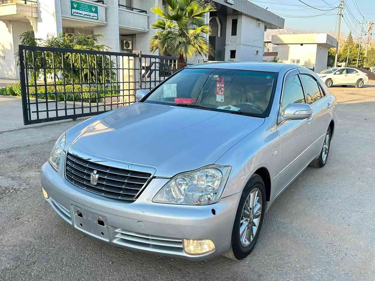 شاهانە موس ٢٠٠٦
بێ کۆدە تازە داخڵ 
گێڕو مەکینە گەورە ١٨٢
٢ دووگمە 
ئاوێنە ئیشارەت 
بێ بۆیاخە 
بێ مەسرەف لۆکە سەیارەکە 
١٥٠٠٠٠ کم ڕۆشتوە 
شوێن سەید سادق 

***********
