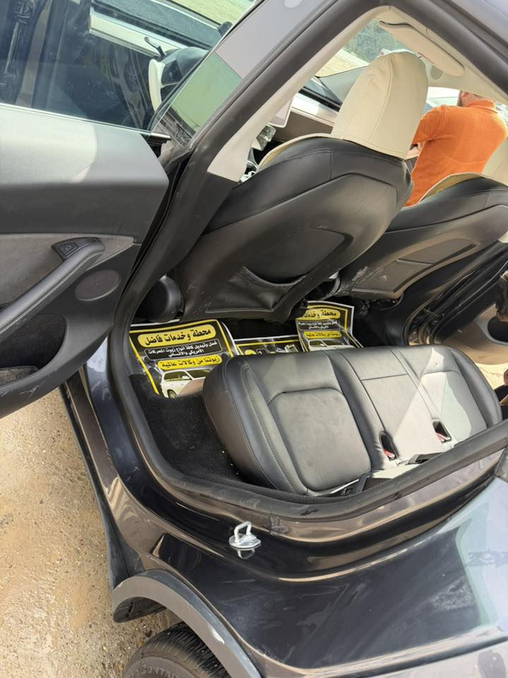 تيسلا موديل yماشيا 15500ورايدها 18500بيع فقط موديل 2024 اون لاين وي نقص مبيها ***********
