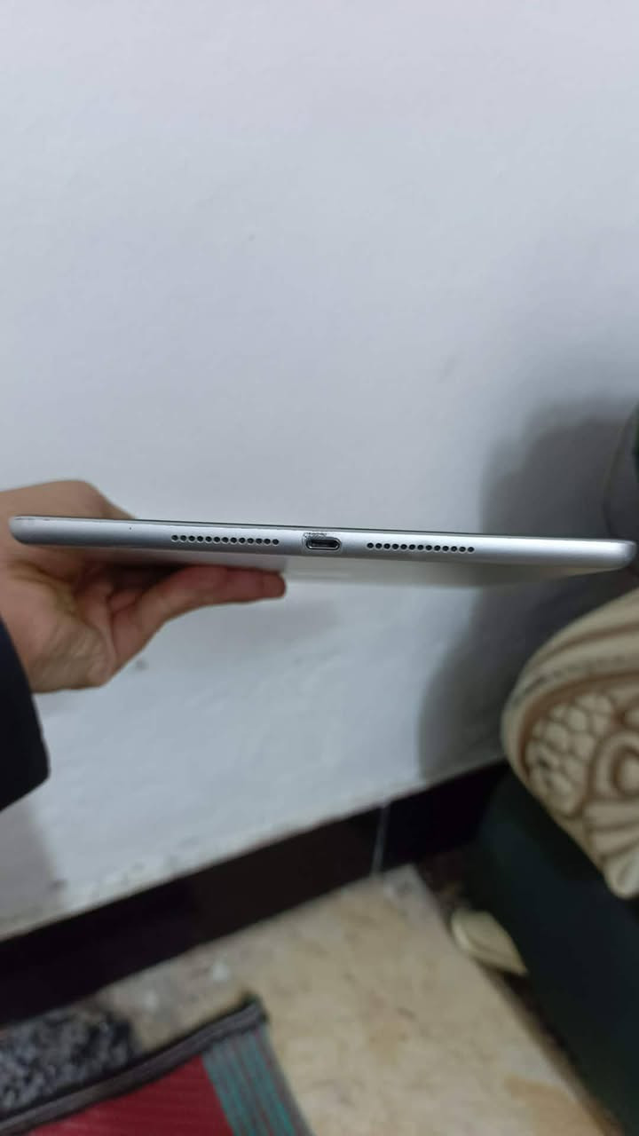 ايباد 9 ذاكره 64  بي شخوط بسيطه موضحه بلصور بس كلش نضيف سعره 250 الف


**إذا كنت صاحب هذا الإعلان وتريد حذفه لأي سبب، رجاءا أرسل رسالة إلى الدعم الفني**