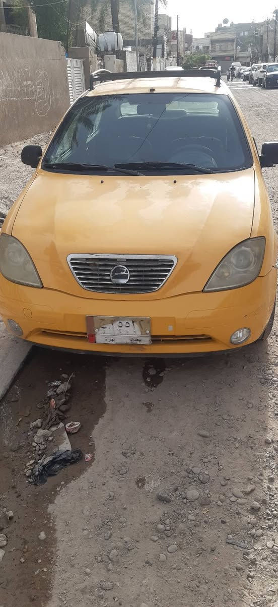 طيبه موديل ١٥ سيارة نضيفة لا تبديل ولا صبغ ولا خياس نقص بس صدر وهذا رقمي ***********
