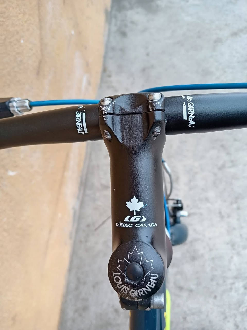 ⚜️ السلام عليكم 👋🏻
⚜️ دراجة لويس كندي 🇨🇦 

⚜️ حجم 27 فريم عالي 🎖️

⚜️ كير فقاس شيمانو ⚙️

⚜️ سرج طبي لويس الأصلي 🪑

⚜️ مكينة عقرب 7 كير ⚙️

⚜️ ويالة زوم طبقتين 🛞

⚜️ تايرات تايلندي اصلي 🛞

⚜️ دراجة حيل حلوة احلى من الصور 🚴🏻

⚜️ سستم كامل مختوم شيمانو الاصلي 🥇

⚜️ خفيفة ريشة وزن 10 كيلوات ⚖️

📍الموقع: موصل_حي الوحدة 🏘️

💵 السعر : (145) 
***********
