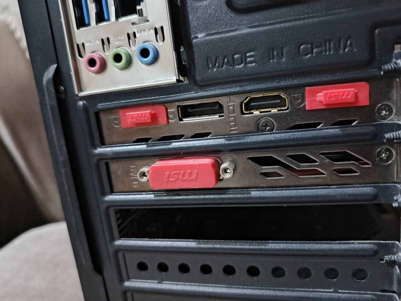 سلام عليكم كارت GTX1060/6GB للبيع
نسخة msi اخو الجديد الحرارة طبيعيه واستهلاك الكرت للالعاب القويه جدا ممتاز يقره من 98 لل100 يعني مامستهلك
السعر 120 قفل مكاني حلة نادر  توصيل ماعندي


**إذا كنت صاحب هذا الإعلان وتريد حذفه لأي سبب، رجاءا أرسل رسالة إلى الدعم الفني**