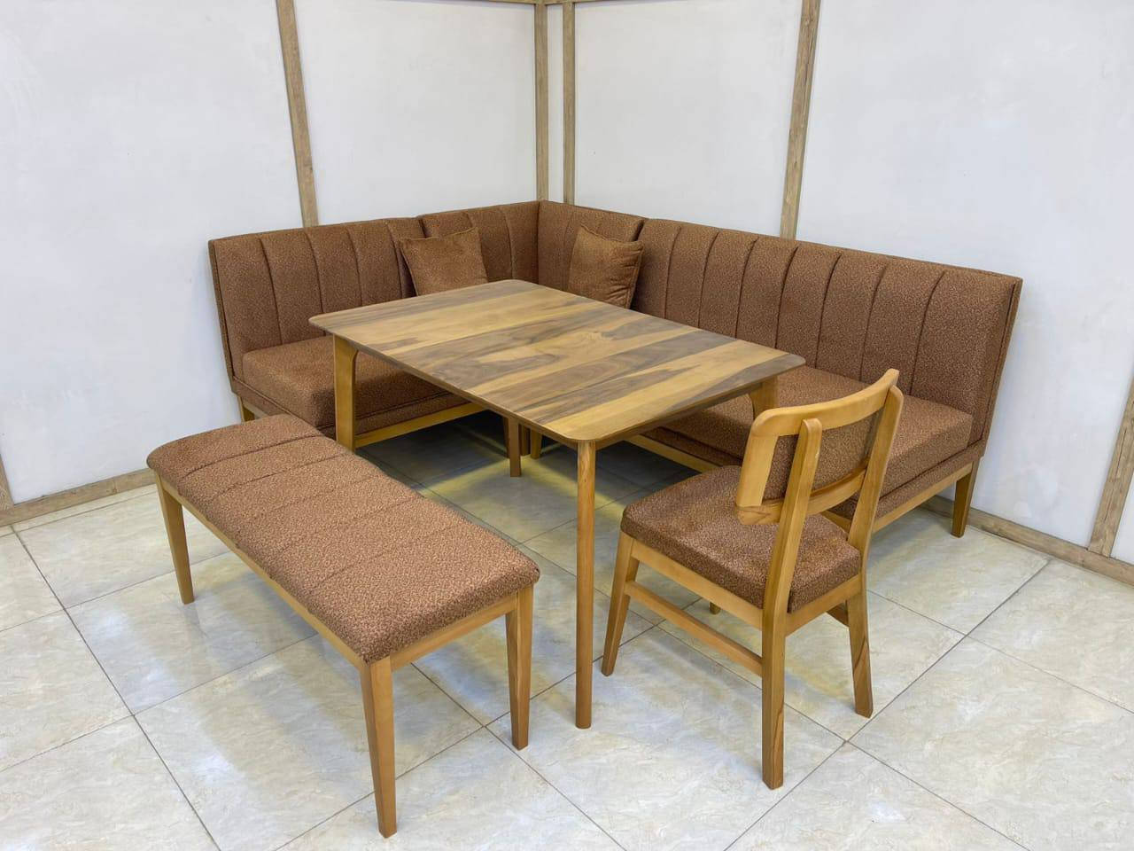 تخم تيكا الصور الحقيقية للكراسي
السعر 700 الف 

#####


**إذا كنت صاحب هذا الإعلان وتريد حذفه لأي سبب، رجاءا أرسل رسالة إلى الدعم الفني**