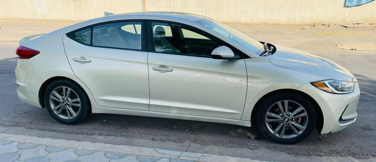 النترا 18 امريكي ضرر  خلفي كلشي مذكور بالسونار والصور مكان بغداد ابو غريب السعر ١٢٥ وبهة مجال للتواصل فقط اتصال 
***********
