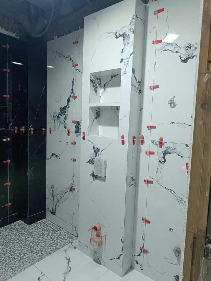 خلفه سيراميك مصرى  ارضيات وجدران وكاشي ومرمر وبايات شغل ليزر درجة اولى بغداد  فقط الرقم بي وتساب ***********
