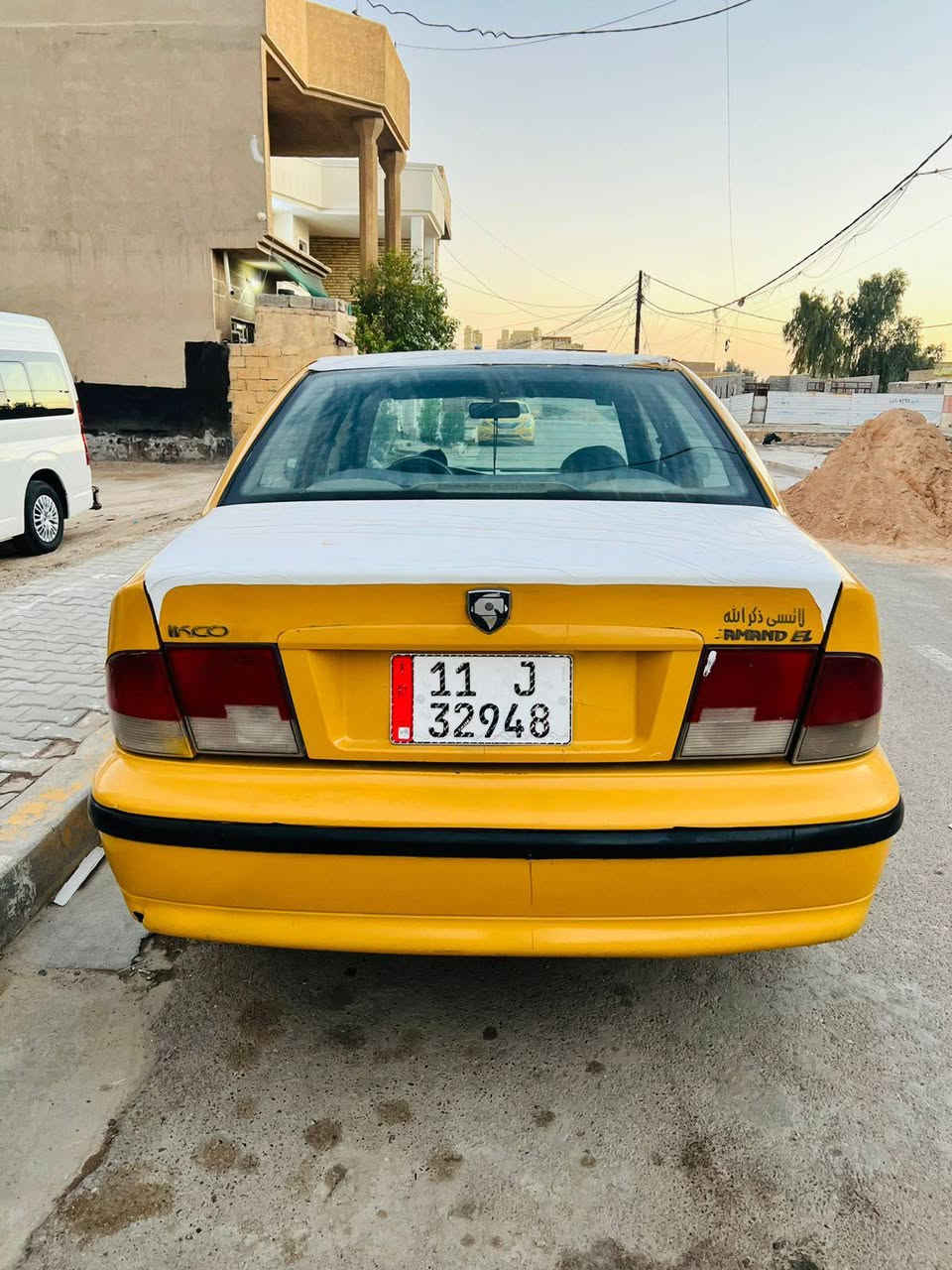 السلام عليكم
سمند موديل 2010 سياره جديده تخم تاير كير محرك صدر دوشمه كله جديد باتري داينمو جدد كهربائيات كلهة شغاله اي نقص مابيهة جاهزة من كلشي رقم بغداد انكليزي باسمي مصفره هيئه وغرامات هزة جديده 
سعر 28 وبيهة مجال 
عنواني بغداد المحموديه حي بدر 
للستفسار والاتصال 
***********
