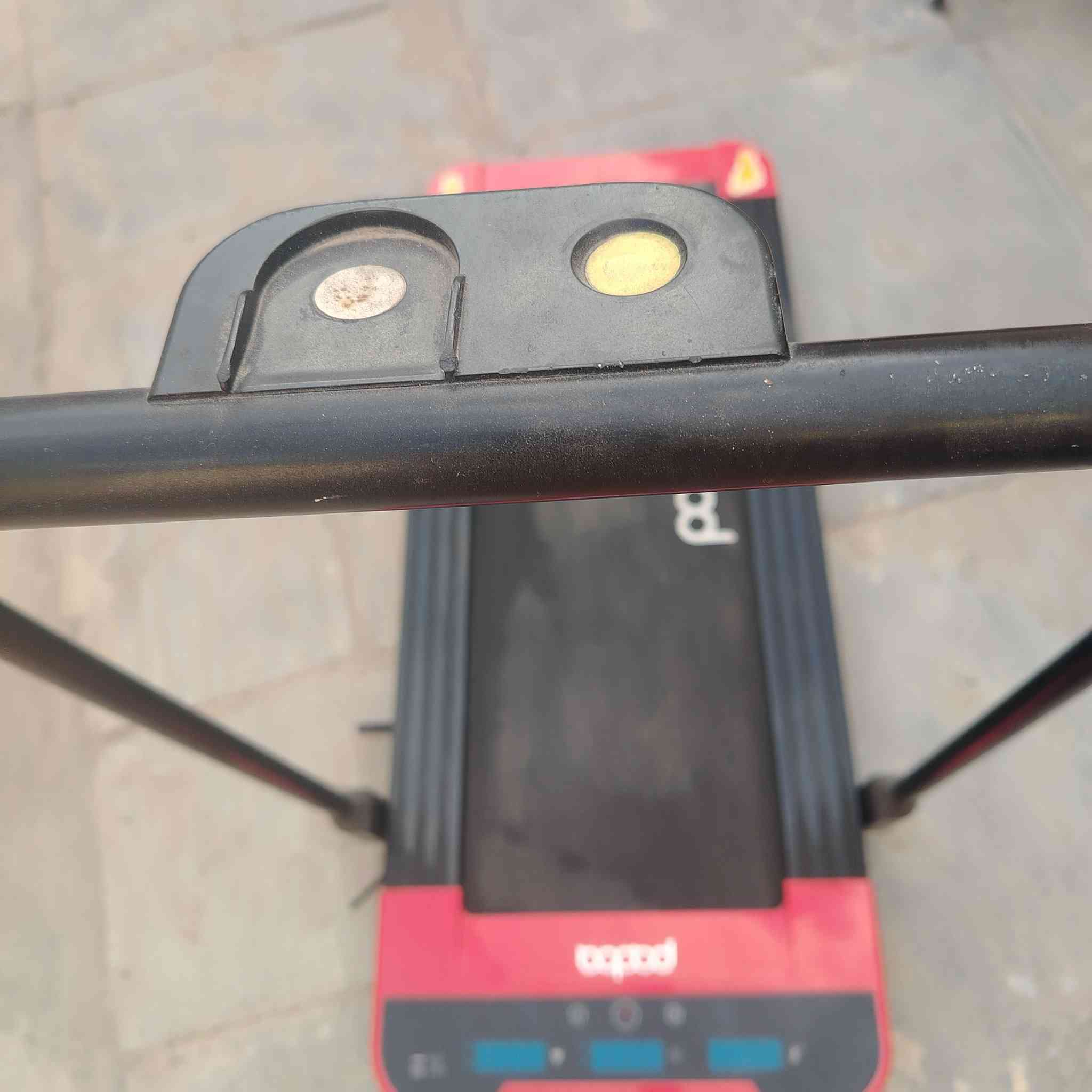 جهاز جري مستخدم شي قليل للبيع يتحمل وزن ١١٥الي يريدة يراسل عالخاص العنوان بغداد رحمانية الشعلة مابي اي عطل


**إذا كنت صاحب هذا الإعلان وتريد حذفه لأي سبب، رجاءا أرسل رسالة إلى الدعم الفني**