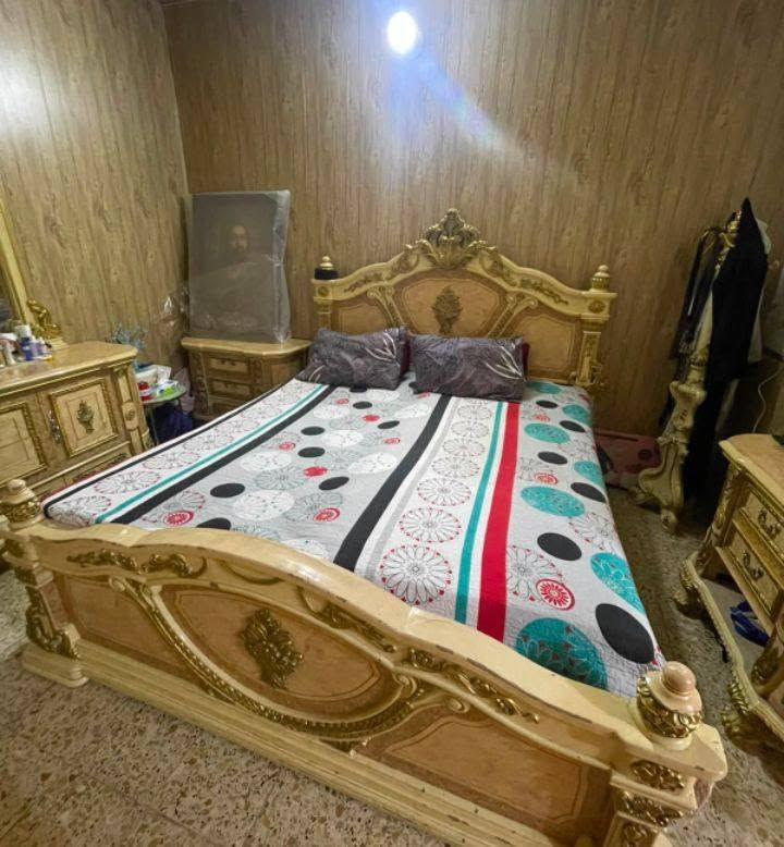 غرفه نوم مالزي شغل مصري كاس مدور نظيفه جدا كنتور سته ابواب مدور لاتصال ***********

