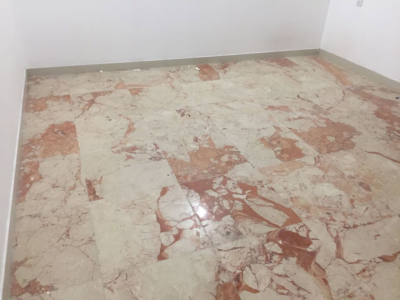 � للإيجار في السيديّة 🏠

يتوفر بيت للإيجار مساحة ٥٠ متر
📌 الموقع: السيديّة
يتكون من:
🛏️ غرفتين نوم
🛋️ صالة
🍳 مطبخ
🚿 خدمات

💰 الإيجار: ٧٥٠

📞 للاستفسار والاتصال:
***********
***********

البيت جاهز للسكن �
