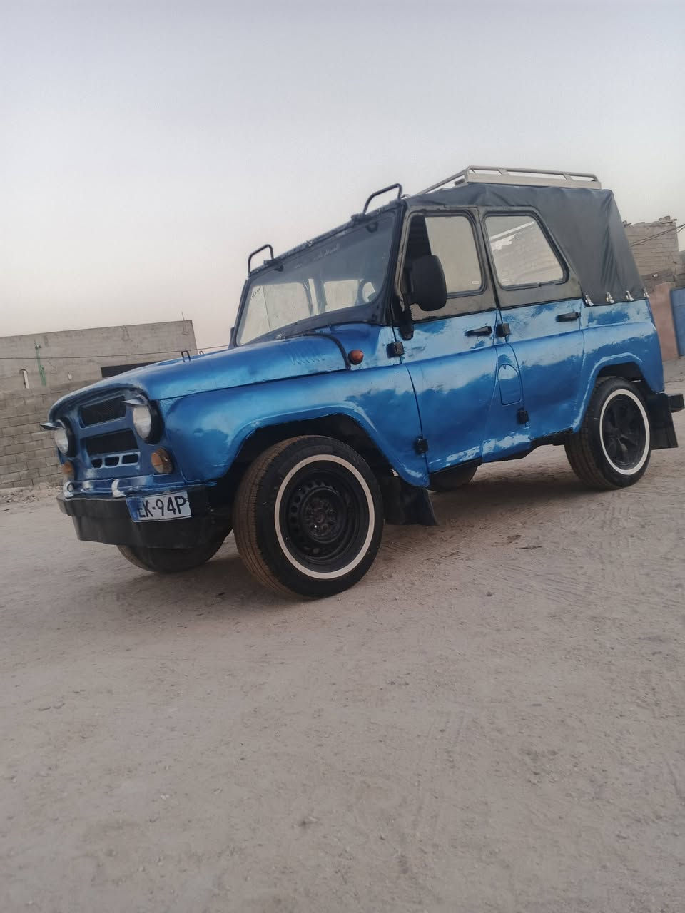 السلام عليكم 
واز 88بدون ارقام مكينه كير اكسل سيدان حداديه شاصي تخم تاير دسك اماي باور ستيرن باتري جادر جديد صبغ عام السياره جاهزه للعمل السعر 3مليون اوبيهه مجال مكان السياره بصره زبير اتصال على الارقام التالية 
ثنينهن بيهن وات ساب على التعليقات ماجاوب 
***********
***********
