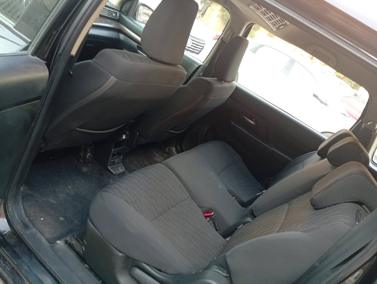 ساسوكي موديل 20 7راكب مصبوغة احزام سياره ماشيه 100 سياره جاهزه كل نقص مابيه السعر 13مليون  قفل قفل سعر نهائي وفقط بيع مكان السياره الكراده جادريه ***********
