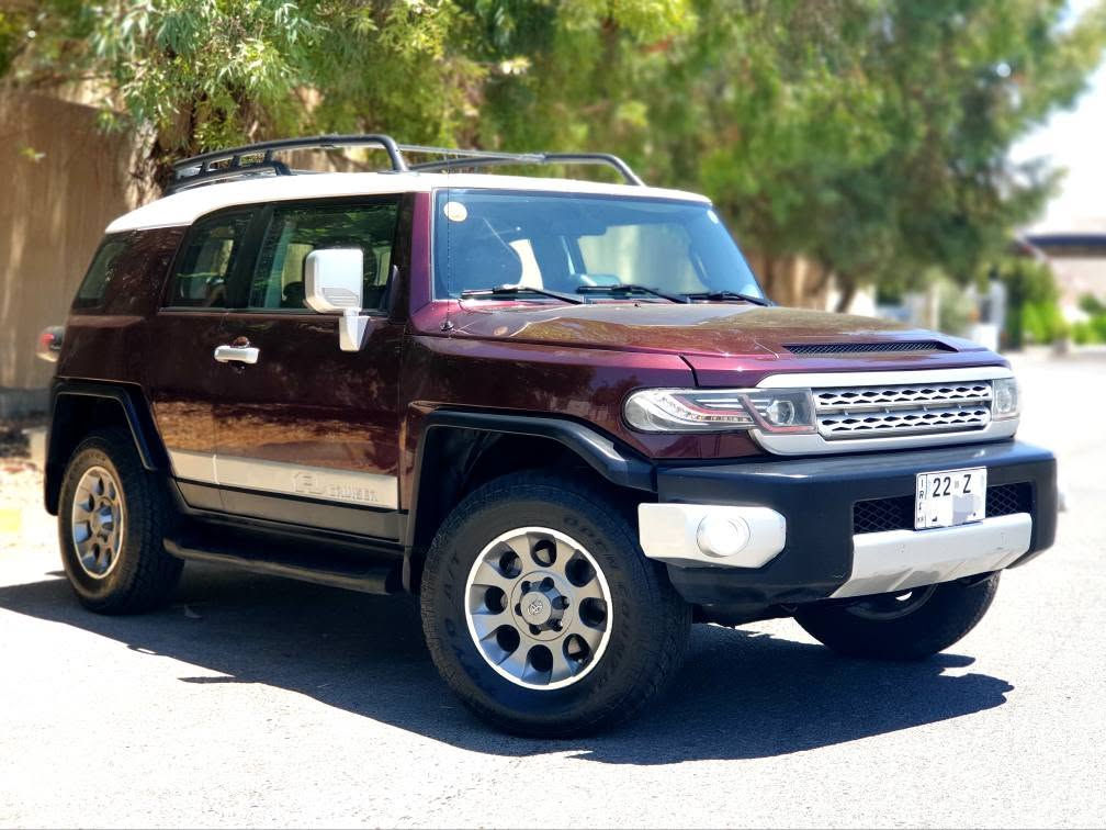 FJ 
مودیل 2008
مواصفات TXL 
المسافة المقطوعة 260 KM
محرک 6 سلندر
دیفلوک + A ـ TRAK
فقط جاملغ واحد صبغ بدون دواخل
تەنها یەک چاملغی سبوغە بەبێ ژۆرێ
مواصفات خلیجي
کامیرا و شاشە ایباد
السعر 165 ورقە و مجال قلیل
کیر + محرک + تبرید + تحویل بشرط
رقم + سنویە + هزە کلها جدید
*********** موجود واتساپ ـ ڤایبر أربيل, العراق
