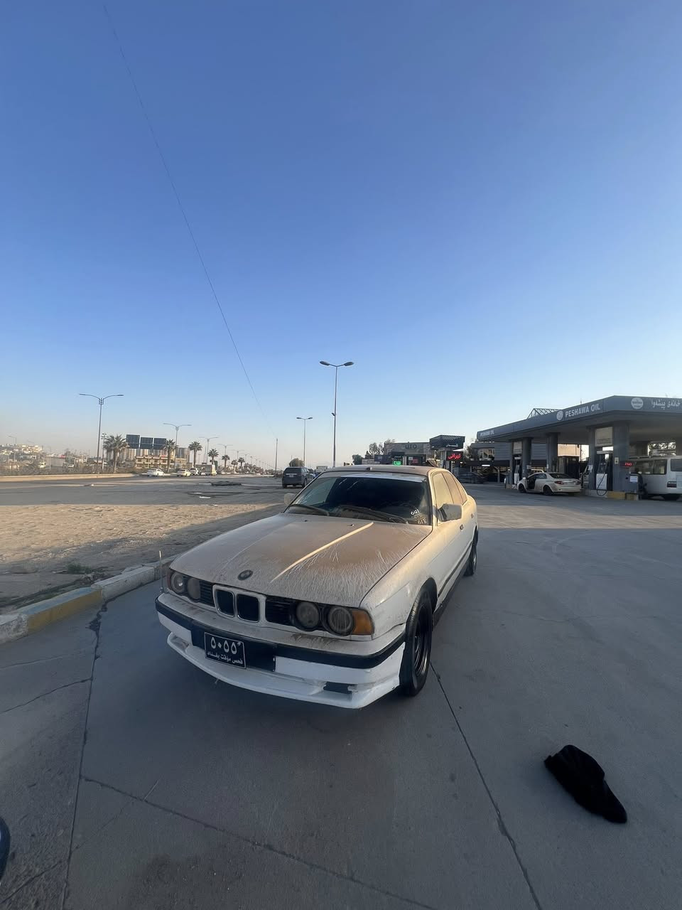 سه ره تا به ناوي خوا
علوج علوج

سلاو له هه موهاورييان 

بيه م بؤ فرؤشتن٥٢٨ گير عادي 

سلايت دوجام كاره با 

كاره باي مه زبوته 

مؤديل ٩١ 

موسو براوه به شه رت 

رزيويو خايس به شه رت 

 بيشو دواي تازه داكيراوه 

بي ته قه و ره قه 

كامل مه سروف كراوه 

كؤدي ئاسايشي بؤ كراوه 

***********
سعري٢٠ معامه له

ئه دمين✨❤️
