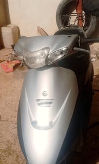 ورحمه الله دراجه ساسوكي جنطه دراجه كامله نقصها بس باتري اواق السعر 225...