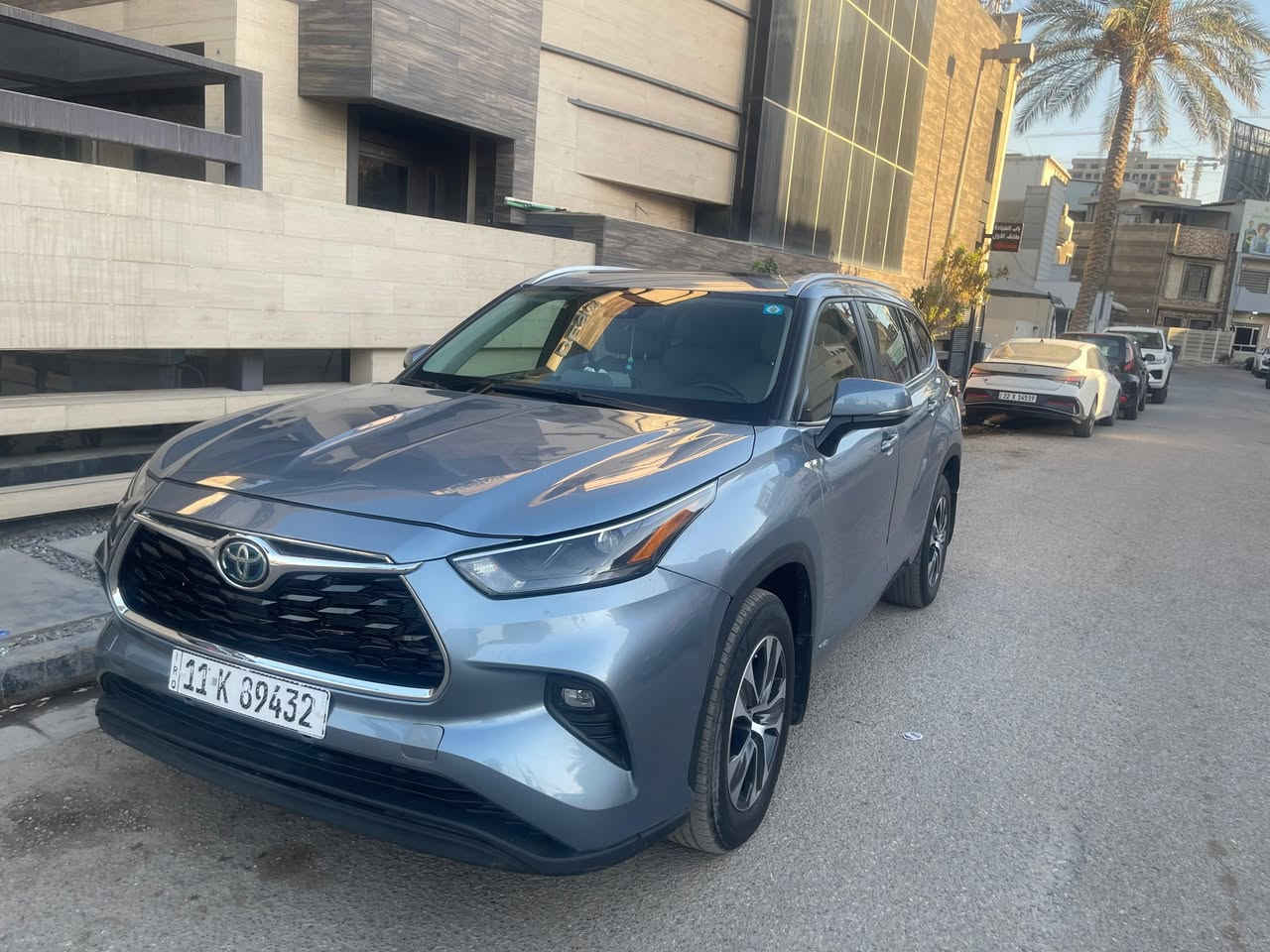 السلام عليكم
هايلندر هايبرد موديل 2023 xle
ماشية 51 الف كيلو 
صبغ بنيد تصليح خفيف بالشاصي اليمنى 
ايرباك ستيرن وبردة الحادث موضح بالصور 
السيارة جاهزة مناقصه شي 
السعر 30000$ 
مكان السيارة بغداد حي الجامعة 
للاستفسار 
***********
