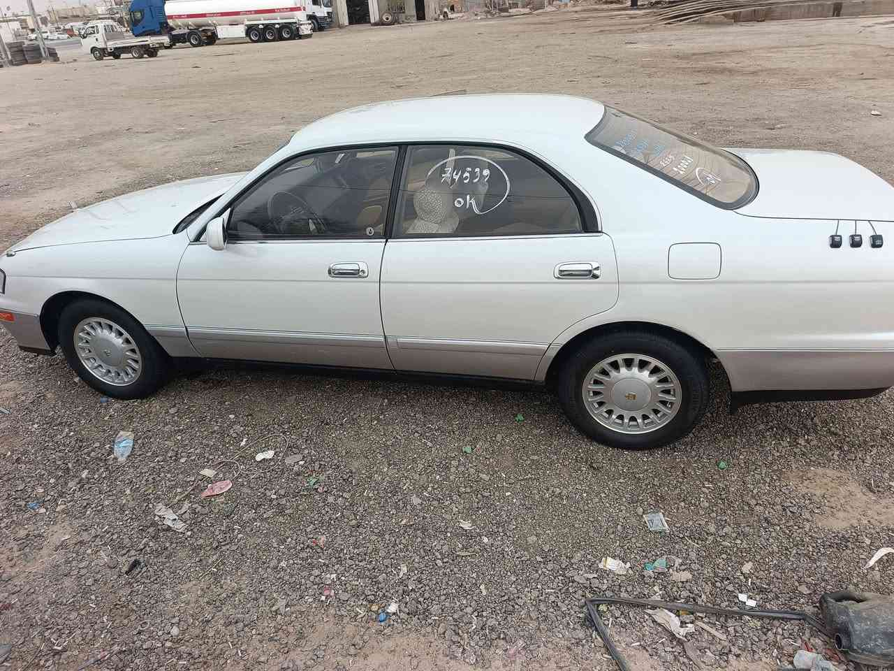 السلام عليكم بطه موديل 92 باسمي ارقام وسنويه استوني مسويهن جدد لغايه 2031 سياره كفاله عامه كير ومكينه حاويه استوني شادهن تخم تاير حداديه تبريد ثلج كشنات كهربائيه السعر73 بيها مجال الاستفسار***********
