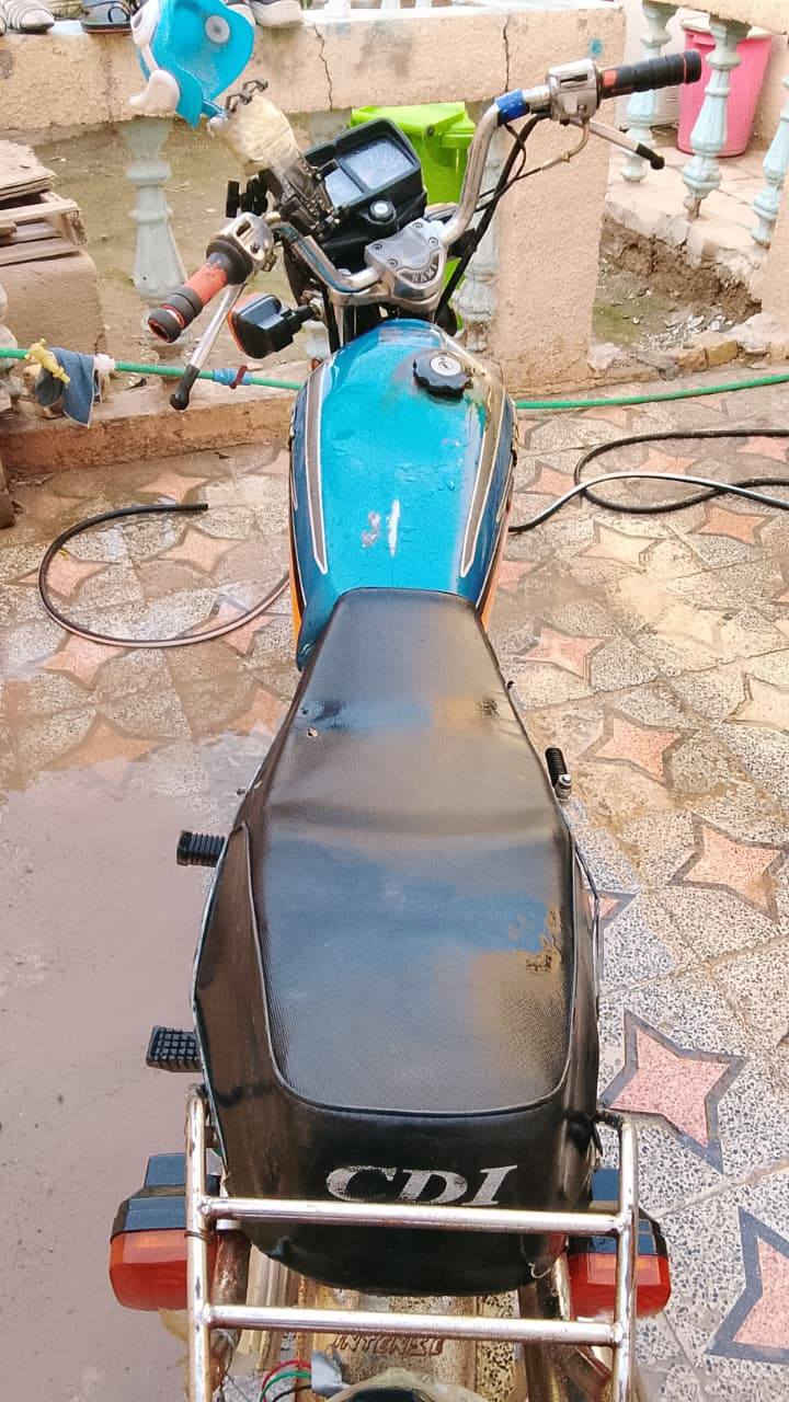 شباب دراجتي للبيع اوراق اصولي باقي بس بصمة الوكيل وتستلم سنوية وانا اوكفلك بيها وامشي وياك بيها
نامه ايراني مديل15 نظيفه 
رايدها بمليون وبيها مجال 
رقمي *********** واتساب
