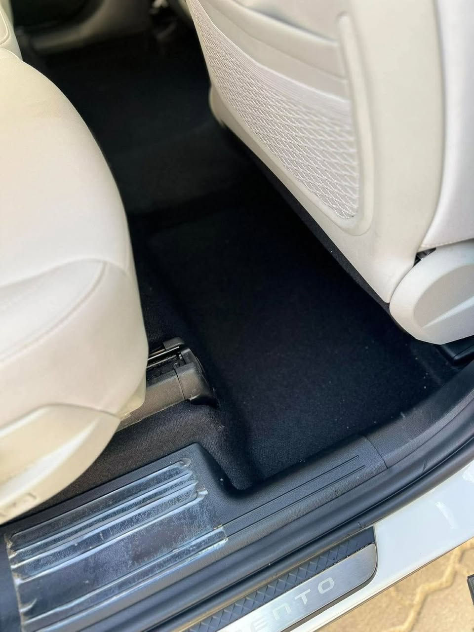 سورنتو 2024 رقم بصره داتشو كفاله عامه ماشيه 22 الف فول سياره كير ماوس 6 سلندر مكاني بصره ***********
