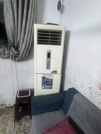 للبيع سبلت ٢ طن بي نقص غاز هذ رقمي 07723584960  مكاني مدينه الصدر