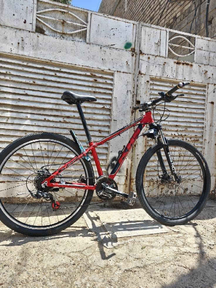 مرحبا اصدقائي 
 جبليات ماركات الاحمر امريكي 29 سويت بي حادث ونعوج الويل مالي خلك اروح للصدرية اصلحة ب 200 الف قفلة الجاينت ب 125 الف قفلة الجي تي ب 125 الف قفلة الاسود سي 700 ب 75 الف قفلة  مكاني بغداد شعب شارع الصحة *********** بغداد, العراق
