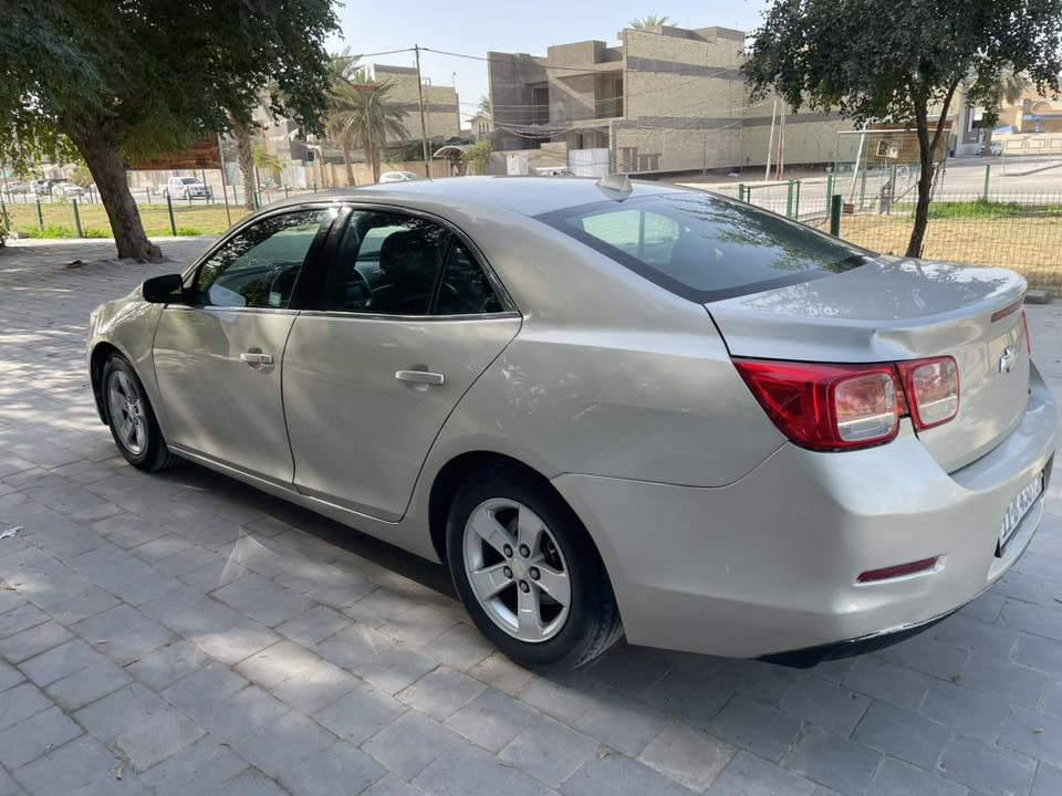 السلام عليكم
للبيع ماليبو 2013 LT مكفوله ما عدا الدعاميات مصبوغه حادثه اميركا دعاميه خلفيه محرك 2500 تدفئه وتبريد شغال كير و مكينه عالشرط رقم انكليزي سنويه لحد 2030 السياره باسمي بيع او مراوس
السعر 97$ للاستفسار ***********
