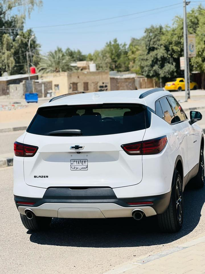 السلام عليكم للبيع موديل 2022 مرقم بغداد محرك 2000 تيربو للتواصل *********** السعر 190بيها مجال
