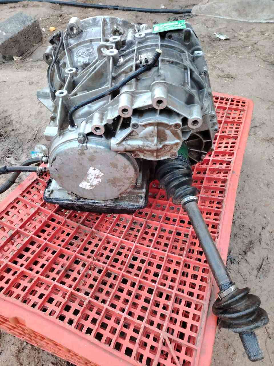 السلام عليكم  موجود كيرات حاويه وارد  اي شخص محتاج  كير بي واي دي جي ثري بصمه اوتوماتيك  يراسلني خاص ويدلل عنوان البصرة  ***********
