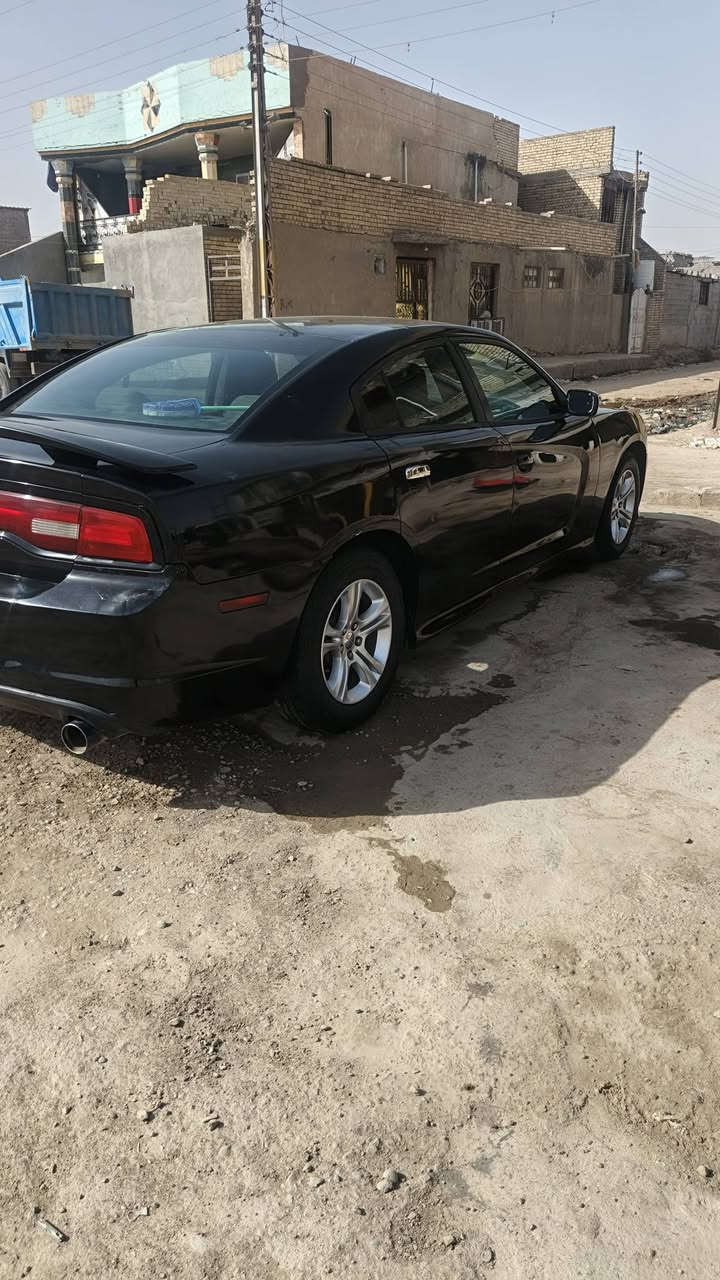 سلام عليكم جاجر موديل ١٢
قرار ٤٨سياره مسجل سنويه أصلي 

 فرق كمرك كمرك عليك غرامات عليه 

بس اليخثه كون يحوله بل قرار  

‏‪***********‬‏
سعر ٨٥
تتصل بيك أخير ودلال
