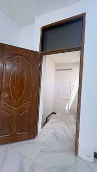دار للايجار المساحه 120متر كراج صاله ومطبخ و3غرف نوم نوم وصحيات عدد 2 ...